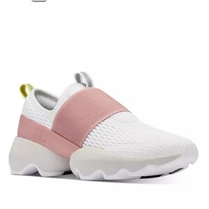 Sorel Women's Kinetic Impact Strap Pull on Sneakers